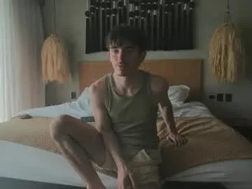 IORio2 – webcam model profile photo Image 14