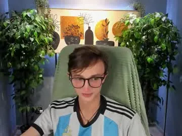 octavarium211 – webcam model profile photo Image 16