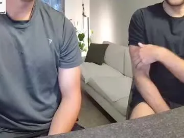 YoungSquad – webcam model profile photo Image 10