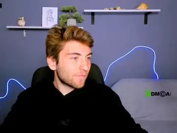 almightycnote – webcam model profile photo Image 12