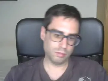 hina_porn – webcam model profile photo Image 2