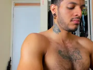 octavarium211 – webcam model profile photo Image 12