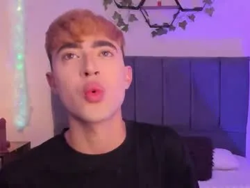 shady_eyes_ray – webcam model profile photo Image 9