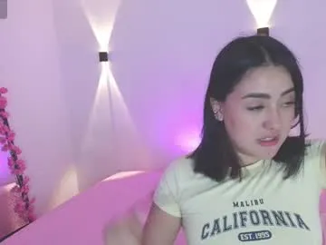 dafnemoon_1 – webcam model profile photo Image 6