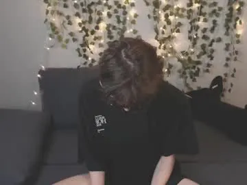 Blonde_sexy21 – webcam model profile photo Image 2