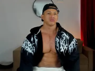 Lola_Hale – webcam model profile photo Image 12