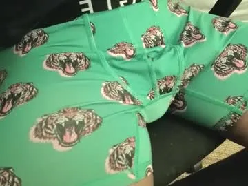 PREZand1STLady – webcam model profile photo Image 15