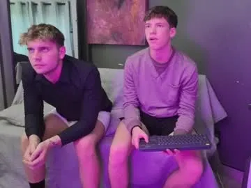 CoupleOnFire – webcam model profile photo Image 4