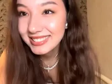 eliejay – webcam model profile photo Image 2