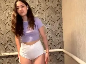 eliejay – webcam model profile photo Image 3