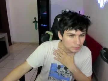 IORio2 – webcam model profile photo Image 15