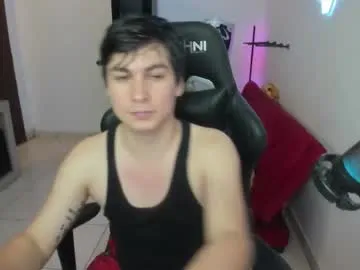 IORio2 – webcam model profile photo Image 17