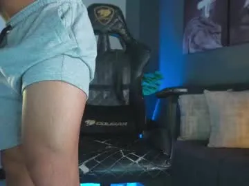 octavarium211 – webcam model profile photo Image 4