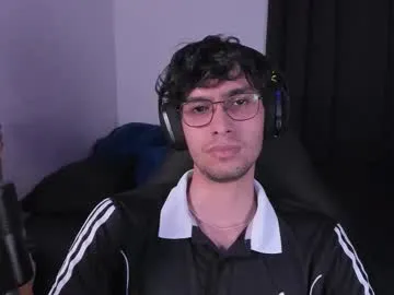 Maya-onelya – webcam model profile photo Image 13