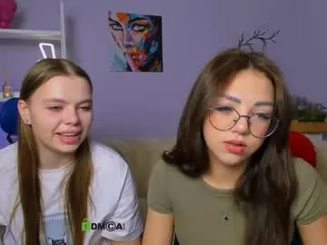 kiki_swan – webcam model profile photo