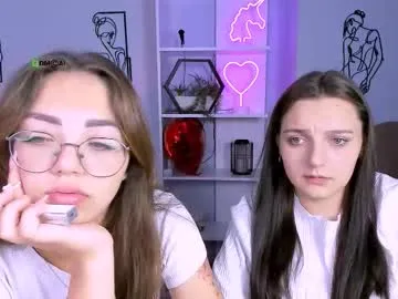 millemimi – webcam model profile photo Image 15