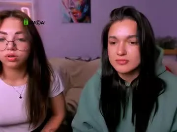 millemimi – webcam model profile photo Image 5