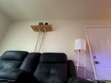 funny_to_see_you_here – webcam model profile photo Image 4