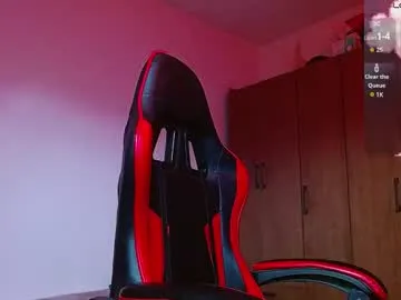 DrakeNeuman – webcam model profile photo Image 11