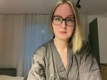 alana15 – webcam model profile photo Image 11