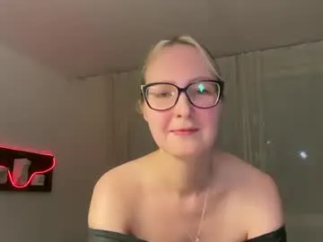 alana15 – webcam model profile photo Image 13