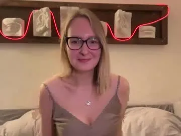 alana15 – webcam model profile photo Image 17