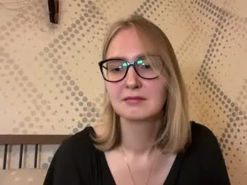 alana15 – webcam model profile photo Image 3