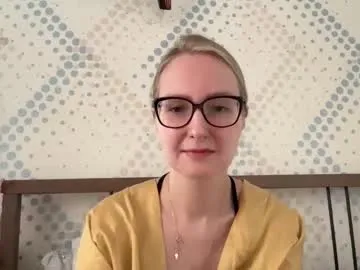 alana15 – webcam model profile photo Image 5