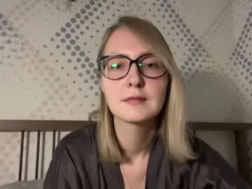 alana15 – webcam model profile photo Image 7