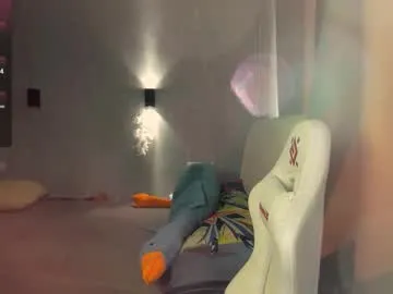 alana15 – webcam model profile photo Image 17