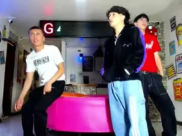 kustom77 – webcam model profile photo Image 4