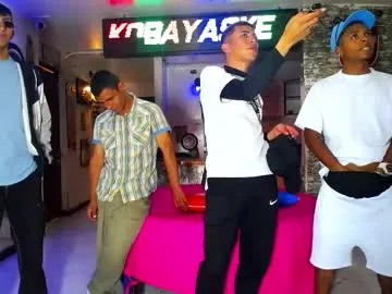 kustom77 – webcam model profile photo Image 8