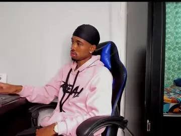 hunglikecrazyy – webcam model profile photo Image 11