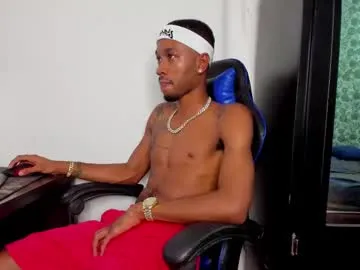 hunglikecrazyy – webcam model profile photo Image 4