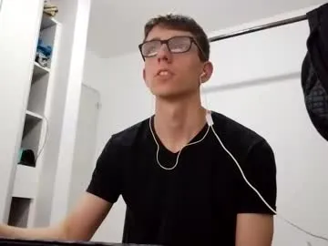 juanfe_style – webcam model profile photo Image 13