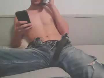 skinnyguywithbigd – webcam model profile photo Image 8