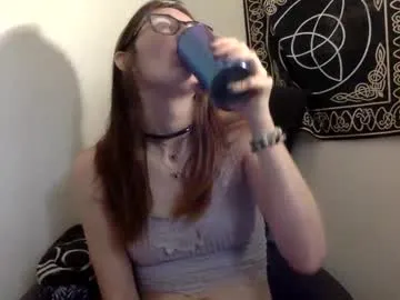 _Alice_1 – webcam model profile photo Image 17