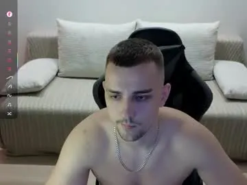 octavarium211 – webcam model profile photo Image 14