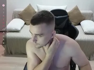 octavarium211 – webcam model profile photo Image 2