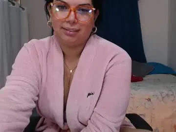 Sugarlina – webcam model profile photo Image 10