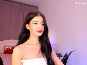 lola_bunny68 – webcam model profile photo Image 8