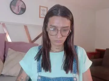 lauraagomezz__ – webcam model profile photo Image 15