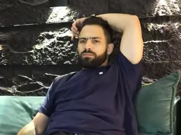 little_effy18_ – webcam model profile photo Image 11