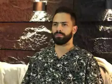 little_effy18_ – webcam model profile photo Image 12