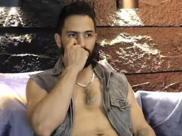 little_effy18_ – webcam model profile photo Image 14