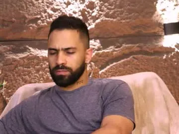 little_effy18_ – webcam model profile photo Image 9