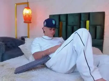 amcutefatima – webcam model profile photo Image 4