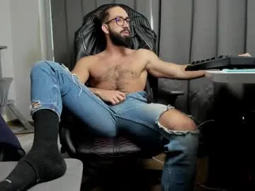 xxYuIxx – webcam model profile photo Image 2