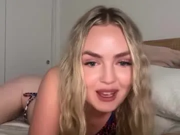 alana15 – webcam model profile photo Image 3