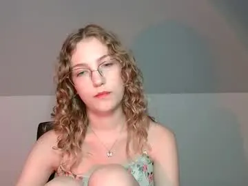 EvieEvans – webcam model profile photo Image 6